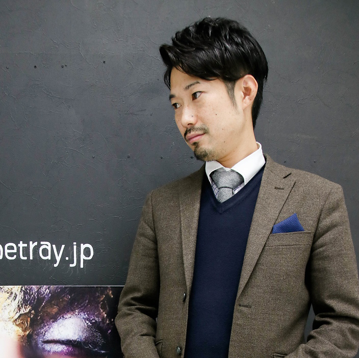 大人の男性に似合う髪型の写真