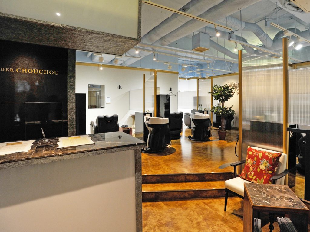 THE BARBER CHOUCHOU店内写真