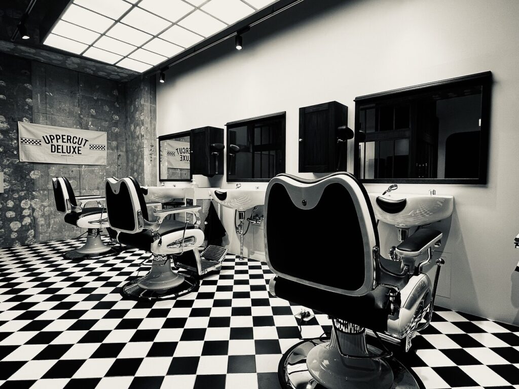 FRANK’S BARBER WEST TOKYO 吉祥寺店の店内写真