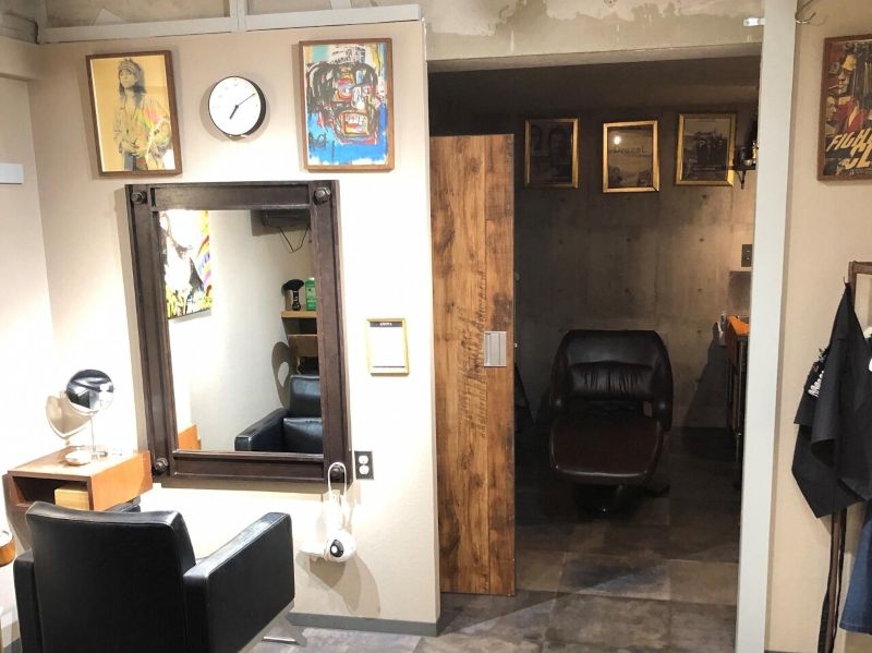 BARBER MINEの店内