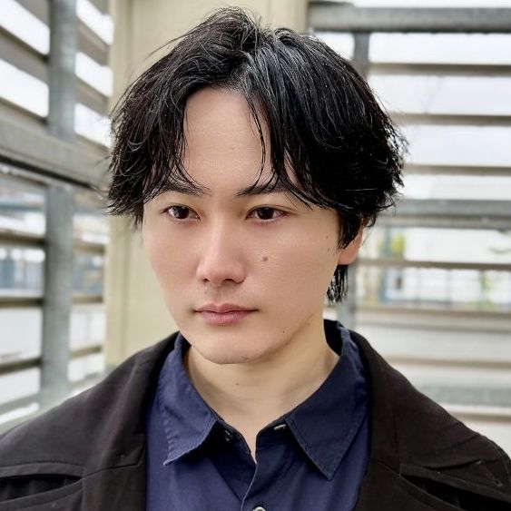 Men’s salon Zina 天神のさわやかなメンズヘアスタイル
