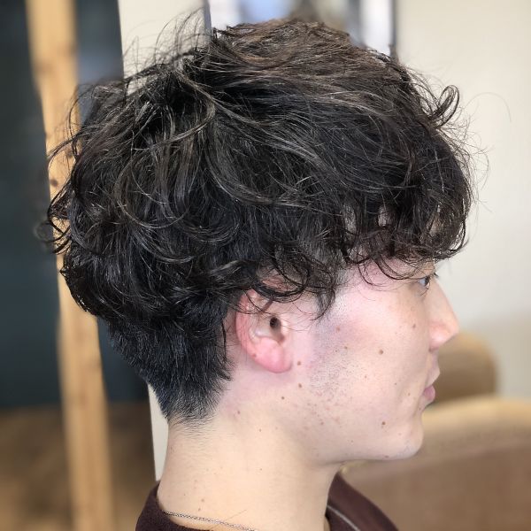 松山のメンズ向けヘアサロンのおすすめスタイル写真