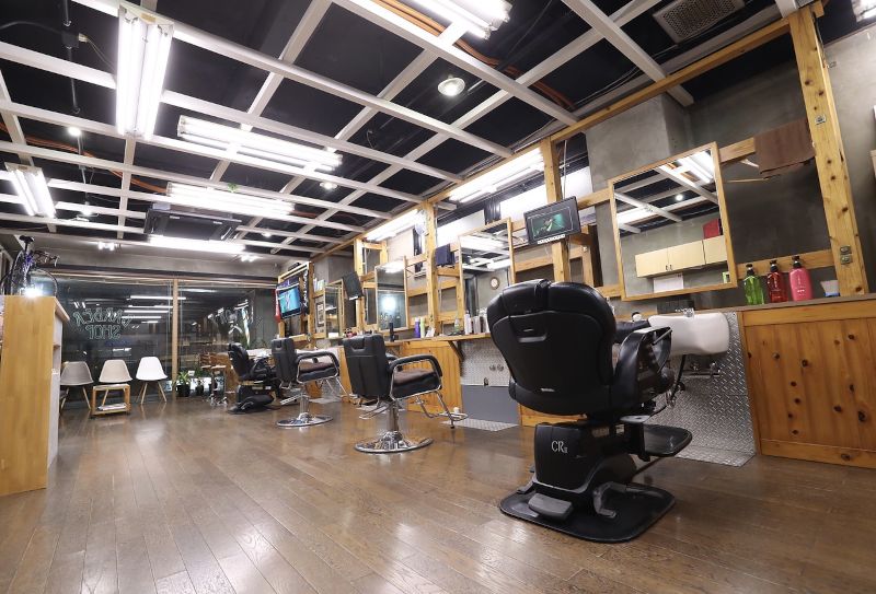 FACTORY barber shopの店内写真