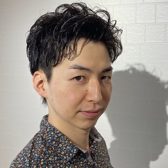 Y's hair nagasakiのくせ毛風パーマスタイル