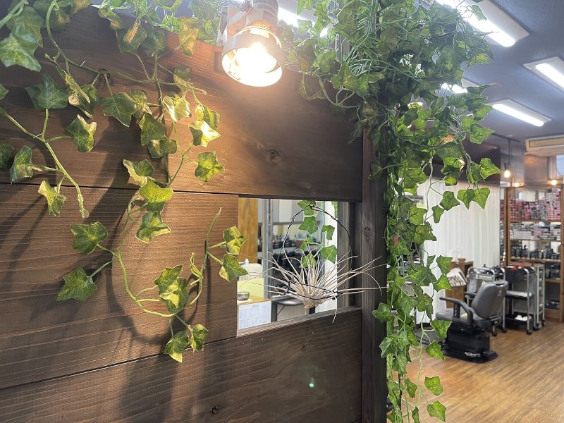 Men's Creative BarBer AXIS 津田沼の店内