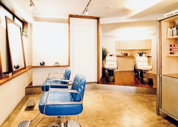 ASTRO design of hairの店内