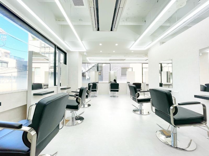 メンズサロンPORT浦和の店内写真