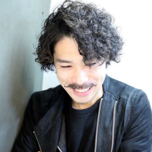 HACHI & COのメンズパーマスタイル