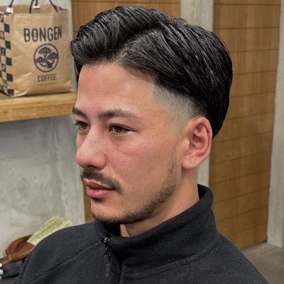 MOTELのメンズ七三スタイル