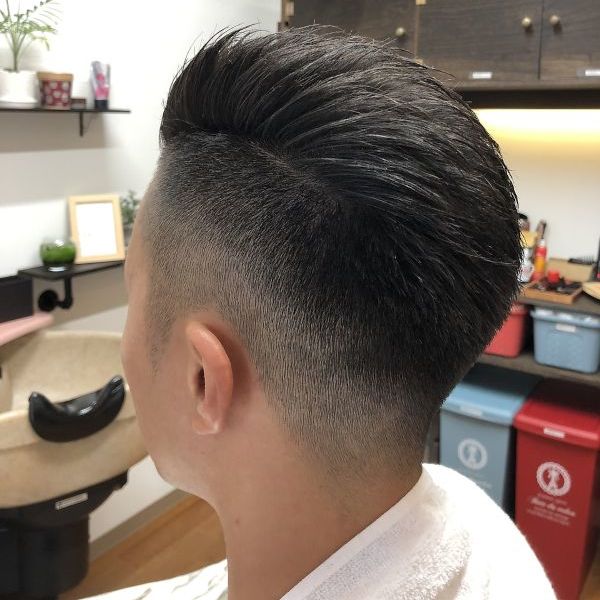 BARBER 雅床のフェードスタイル