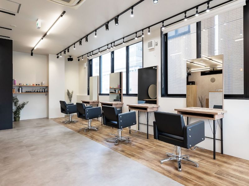 BLEACHi 高崎店の店内