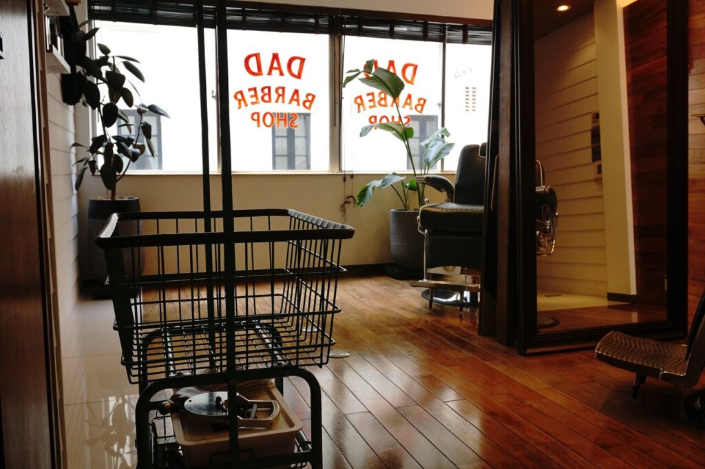 ダッド　バーバーショップの店内写真